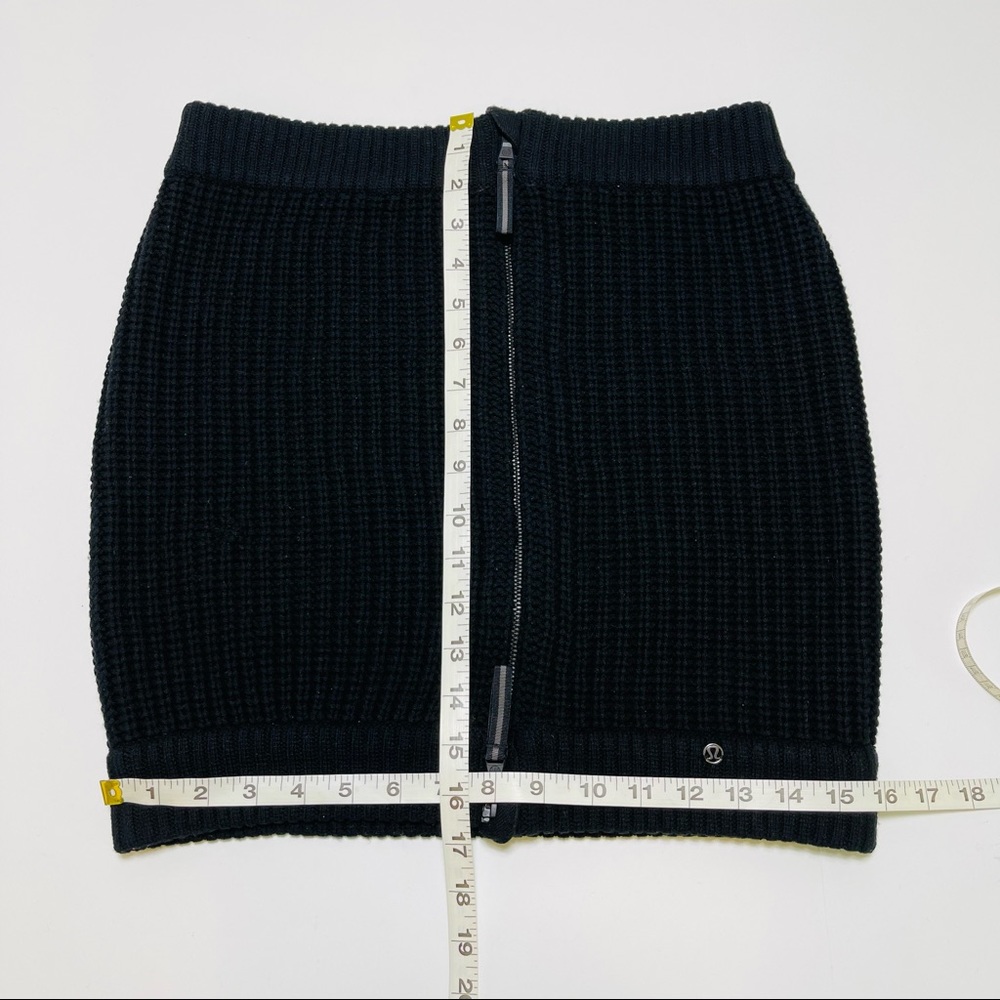 Lululemon Falling Freely Neck Warmer Scarf Knit Zip Up Black OS - Picture 6 of 8